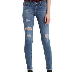 Levi’s 711 Skinny Jeans
